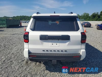 Zdjęcie 6 z 12 samochodu: 2025 TOYOTA 4RUNNER SR5 VIN:JTEVA5BR1S5039144 - miniatura