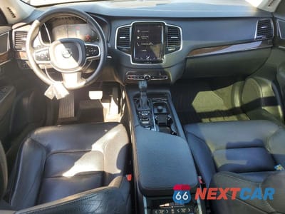 Zdjęcie 8 z 12 samochodu: 2016 VOLVO XC90 T6 VIN:YV4A22PK8G1044816 - miniatura