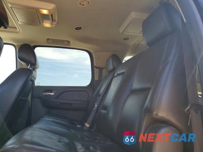 Zdjęcie 11 z 13 samochodu: 2014 CHEVROLET SUBURBAN C1500 LTZ VIN:1GNSCKE08ER149089 - miniatura
