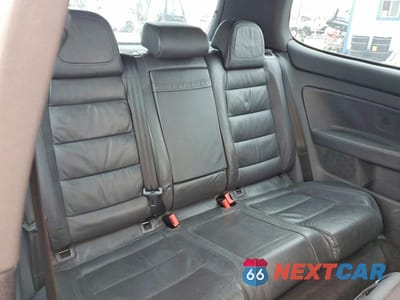 Zdjęcie 10 z 12 samochodu: 2006 VOLKSWAGEN NEW GTI VIN:WVWEV71K86W069959 - miniatura