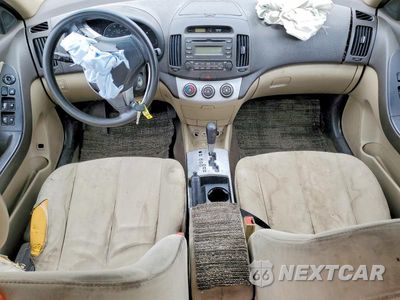 Zdjęcie 8 z 13 samochodu: 2009 HYUNDAI ELANTRA GLS VIN:KMHDU46D89U695451 - miniatura