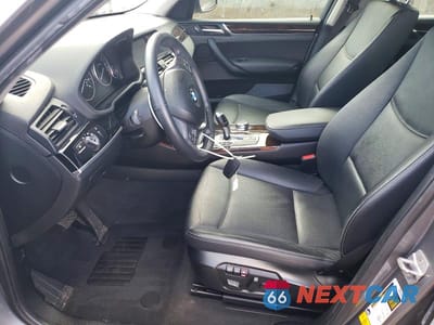 Zdjęcie 7 z 12 samochodu: 2017 BMW X3 SDRIVE28I VIN:5UXWZ7C39H0X40073 - miniatura