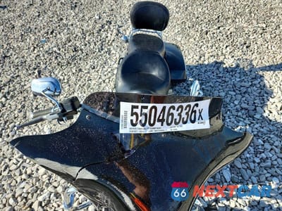 Piąte zdjęcie samochodu w środku: 2007 HARLEY-DAVIDSON FLHRCI VIN:1HD1FR4117Y631599 - miniatura