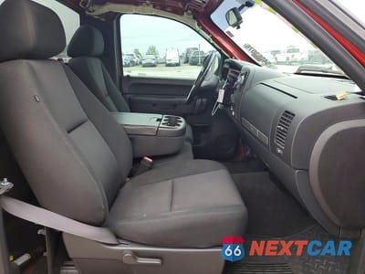Zdjęcie 10 z 12 samochodu: 2013 CHEVROLET SILVERADO C1500 LT VIN:1GCNCSEA1DZ364388 - miniatura