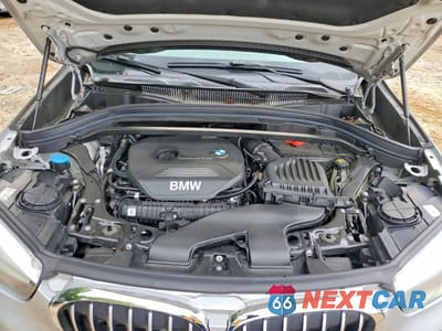 Zdjęcie 11 z 12 samochodu: 2018 BMW X1 SDRIVE28I VIN:WBXHU7C36J5H41088 - miniatura