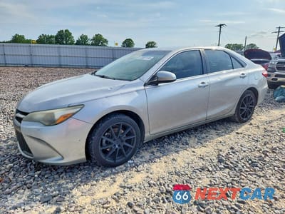 2015 TOYOTA CAMRY XSE 4T1BF1FK0FU876022 - główne zdjęcie licytacji z USA - miniatura