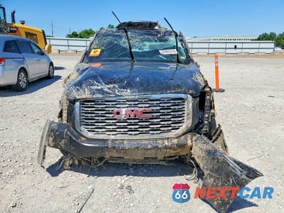 Piąte zdjęcie samochodu w środku: 2019 GMC YUKON SLT VIN:1GKS2DKC8KR192238 - miniatura