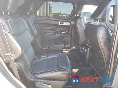 Zdjęcie 11 z 13 samochodu: 2022 FORD EXPLORER ST VIN:1FM5K8GC8NGB53427 - miniatura