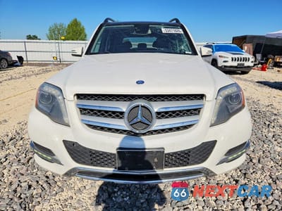 Piąte zdjęcie samochodu w środku: 2015 MERCEDES-BENZ GLK 350 4MATIC VIN:WDCGG8JB4FG393813 - miniatura