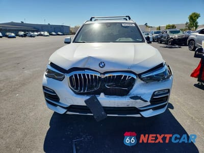 Piąte zdjęcie samochodu w środku: 2019 BMW X5 XDRIVE40I VIN:5UXCR6C58KLL03962 - miniatura