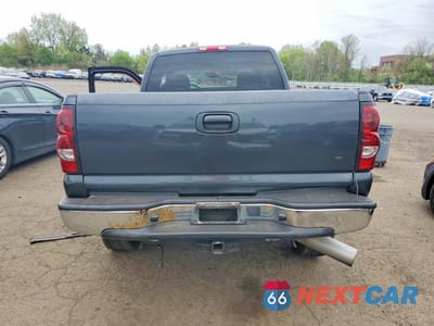 Zdjęcie 6 z 12 samochodu: 2005 CHEVROLET SILVERADO K2500 HEAVY DUTY VIN:1GCHK292X5E174049 - miniatura