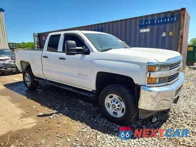 Czwarte zdjęcie samochodu z boku: 2015 CHEVROLET SILVERADO K2500 HEAVY DUTY VIN:1GC2KUEG8FZ126515 - miniatura