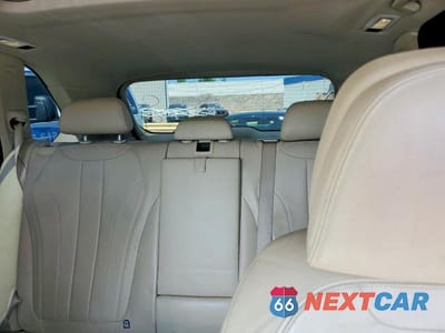 Zdjęcie 10 z 13 samochodu: 2015 BMW X5 XDRIVE50I VIN:5UXKR6C57F0J75247 - miniatura