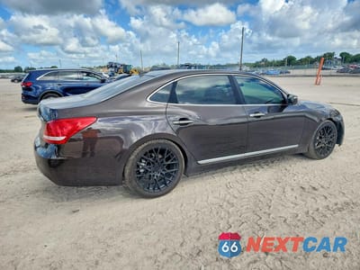 Trzecie zdjęcie samochodu z tyłu: 2016 HYUNDAI EQUUS SIGNATURE VIN:KMHGH4JH8GU104785 - miniatura