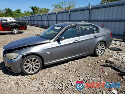2011 BMW 328 XI WBAPK7C50BA975004 - główne zdjęcie licytacji z USA - miniatura