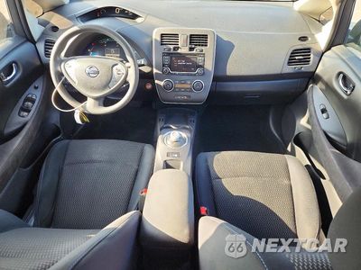 Zdjęcie 8 z 12 samochodu: 2017 NISSAN LEAF S VIN:1N4BZ0CP2HC301571 - miniatura