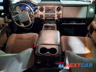 Zdjęcie 8 z 12 samochodu: 2015 FORD F350 SUPER DUTY VIN:1FT8W3BT0FEA61984 - miniatura