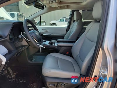 Zdjęcie 7 z 13 samochodu: 2025 TOYOTA SIENNA XLE 7-PASSENGER VIN:5TDJSKFC7SS224118 - miniatura