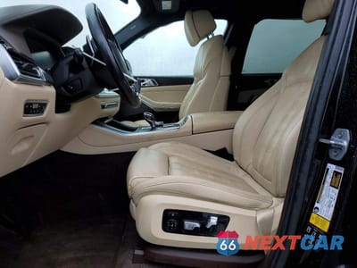 Zdjęcie 7 z 13 samochodu: 2019 BMW X5 XDRIVE40I VIN:5UXCR6C52KLK87709 - miniatura