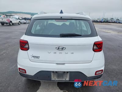 Zdjęcie 6 z 13 samochodu: 2022 HYUNDAI VENUE SEL VIN:KMHRC8A32NU138379 - miniatura