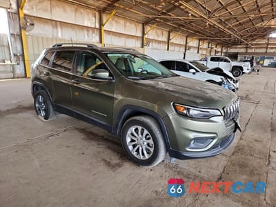 Czwarte zdjęcie samochodu z boku: 2019 JEEP CHEROKEE LATITUDE VIN:1C4PJMCX5KD418609 - miniatura