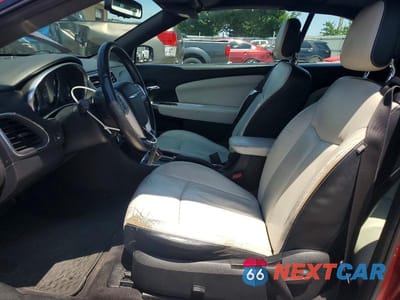 Zdjęcie 7 z 12 samochodu: 2014 CHRYSLER 200 LIMITED VIN:1C3BCBFG6EN156672 - miniatura