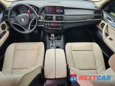 Zdjęcie 8 z 13 samochodu: 2011 BMW X5 XDRIVE35I VIN:5UXZV4C51BL416338 - miniatura