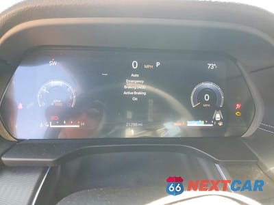 Zdjęcie 9 z 14 samochodu: 2024 JEEP GRAND CHEROKEE LAREDO VIN:1C4RJHAG5RC252837 - miniatura