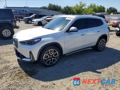 2024 BMW X1 XDRIVE28I WBX73EF0XR5Y36489 - główne zdjęcie licytacji z USA - miniatura