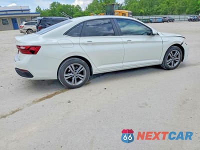 Trzecie zdjęcie samochodu z tyłu: 2023 VOLKSWAGEN JETTA SE VIN:3VW7M7BU7PM059031 - miniatura