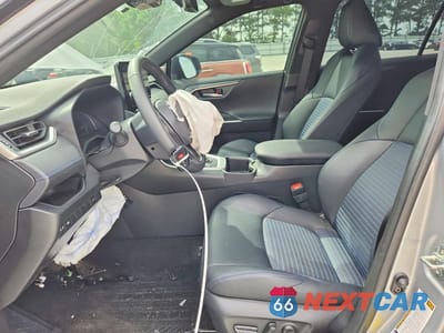 Zdjęcie 7 z 12 samochodu: 2025 TOYOTA RAV4 XSE VIN:JTME6RFV8SD576197 - miniatura