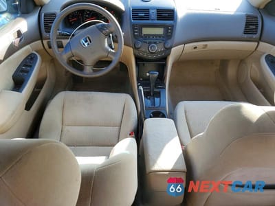 Zdjęcie 8 z 12 samochodu: 2005 HONDA ACCORD LX VIN:1HGCM56415A161985 - miniatura