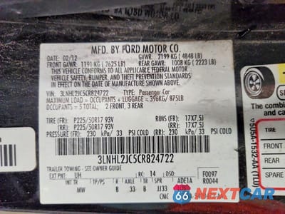 Zdjęcie 12 z 12 samochodu: 2012 LINCOLN MKZ VIN:3LNHL2JC5CR824722 - miniatura