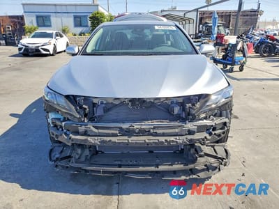Piąte zdjęcie samochodu w środku: 2024 TOYOTA CAMRY SE VIN:4T1G11AK9RU861633 - miniatura