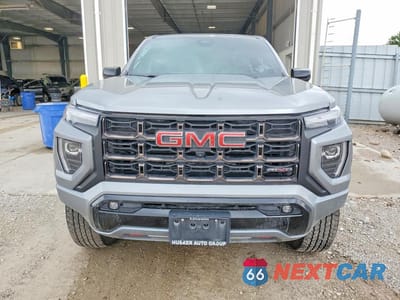 Piąte zdjęcie samochodu w środku: 2024 GMC CANYON AT4X VIN:1GTP6EEK3R1138546 - miniatura