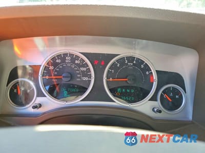 Zdjęcie 9 z 13 samochodu: 2008 JEEP PATRIOT LIMITED VIN:1J8FT48WX8D592229 - miniatura