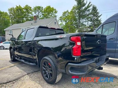 Drugie zdjęcie samochodu z przodu: 2022 CHEVROLET SILVERADO K1500 RST VIN:1GCUDEET5NZ575509 - miniatura