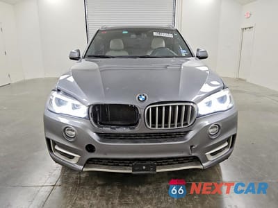 Piąte zdjęcie samochodu w środku: 2017 BMW X5 XDRIVE35I VIN:5UXKR0C39H0X78666 - miniatura