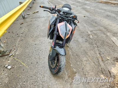 Drugie zdjęcie samochodu z przodu: 2018 KTM 1290 SUPER DUKE R VIN:VBKV39408JM986348 - miniatura