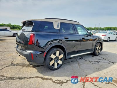 Trzecie zdjęcie samochodu z tyłu: 2025 MINI COUNTRYMAN S ALL4 VIN:WMZ23GA01S7R44259 - miniatura