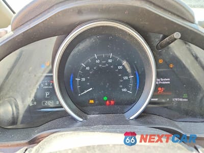 Zdjęcie 9 z 12 samochodu: 2018 HONDA FIT EX VIN:3HGGK5H80JM710032 - miniatura