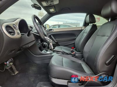 Zdjęcie 7 z 13 samochodu: 2012 VOLKSWAGEN BEETLE VIN:3VWJP7ATXCM648770 - miniatura