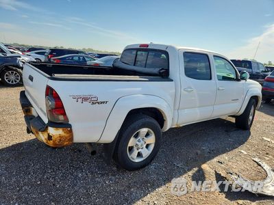 Trzecie zdjęcie samochodu z tyłu: 2009 TOYOTA TACOMA DOUBLE CAB VIN:3TMLU42N29M029463 - miniatura