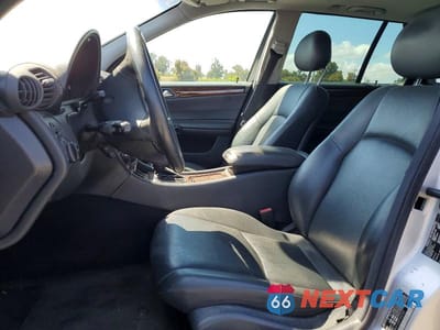 Zdjęcie 7 z 13 samochodu: 2003 MERCEDES-BENZ C 240 SPORTWAGON VIN:WDBRH61J53F390703 - miniatura