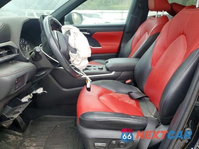 Zdjęcie 7 z 13 samochodu: 2021 TOYOTA HIGHLANDER XSE VIN:5TDLZRBH8MS111540 - miniatura