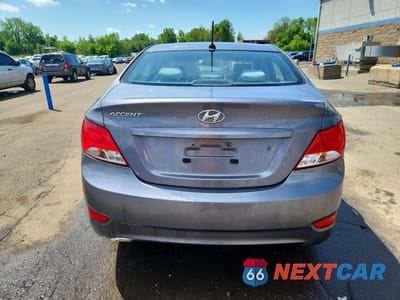 Zdjęcie 6 z 13 samochodu: 2017 HYUNDAI ACCENT SE VIN:KMHCT4AE9HU327499 - miniatura