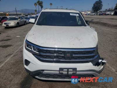 Piąte zdjęcie samochodu w środku: 2022 VOLKSWAGEN ATLAS CROSS SPORT SE VIN:1V2JE2CA9NC212132 - miniatura