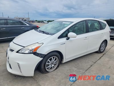 2014 TOYOTA PRIUS V THREE JTDZN3EU6E3324467 - główne zdjęcie licytacji z USA - miniatura