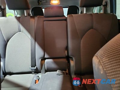 Zdjęcie 10 z 13 samochodu: 2020 TOYOTA HIGHLANDER LE VIN:5TDBZRBH5LS005668 - miniatura