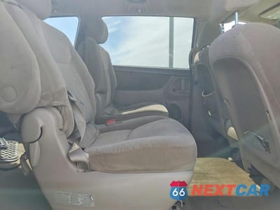 Zdjęcie 11 z 13 samochodu: 2008 TOYOTA SIENNA LE 7-PASSENGER VIN:5TDZK23C68S166065 - miniatura